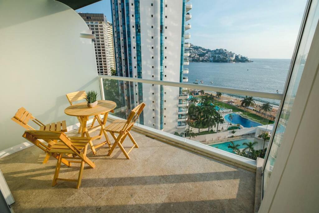 Luxury Apartment In Front Of Acapulco Beach Exterior photo