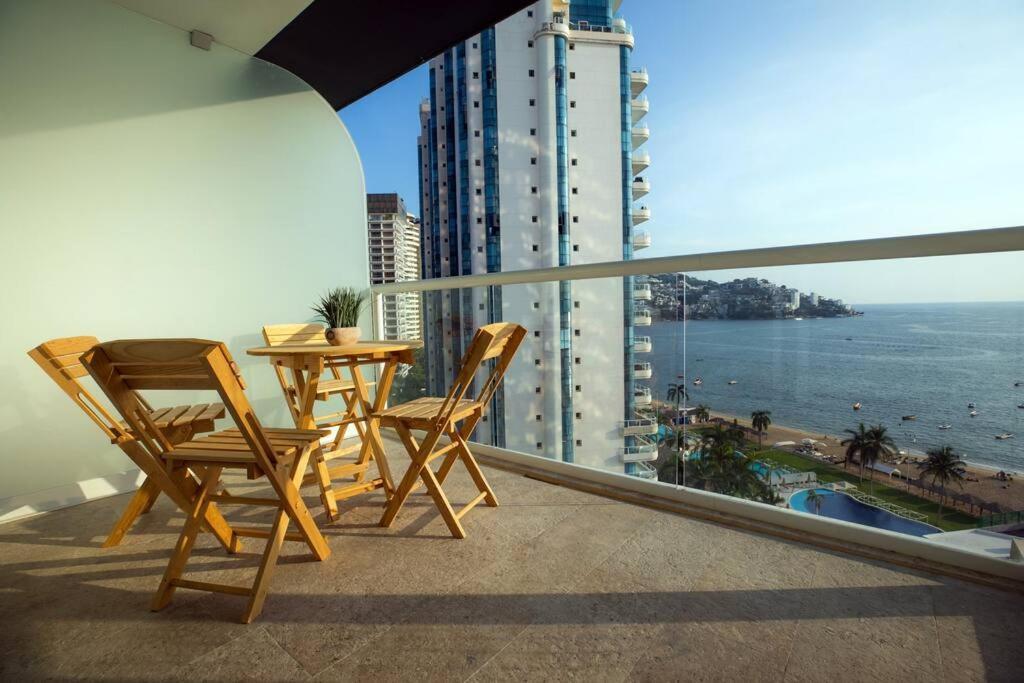Luxury Apartment In Front Of Acapulco Beach Exterior photo